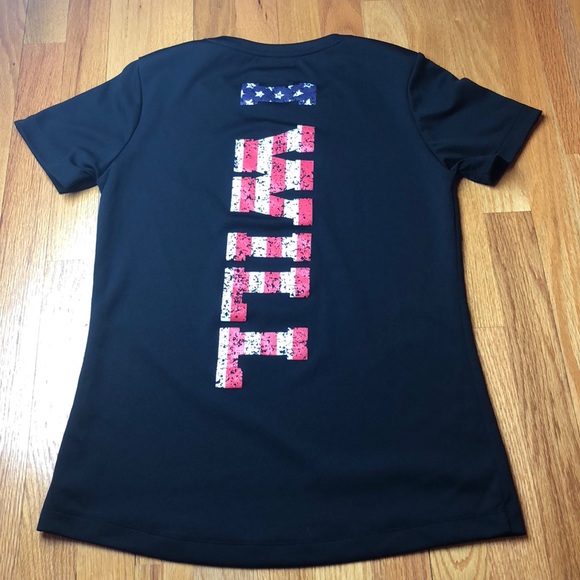 Under Armour Tops - 3 for $15 🎉 Under Armour scoop neck tee Medium